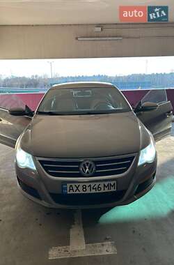 Купе Volkswagen CC / Passat CC 2010 в Львове