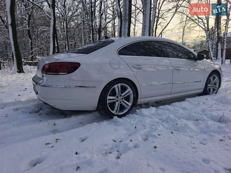 Купе Volkswagen CC / Passat CC 2013 в Львові
