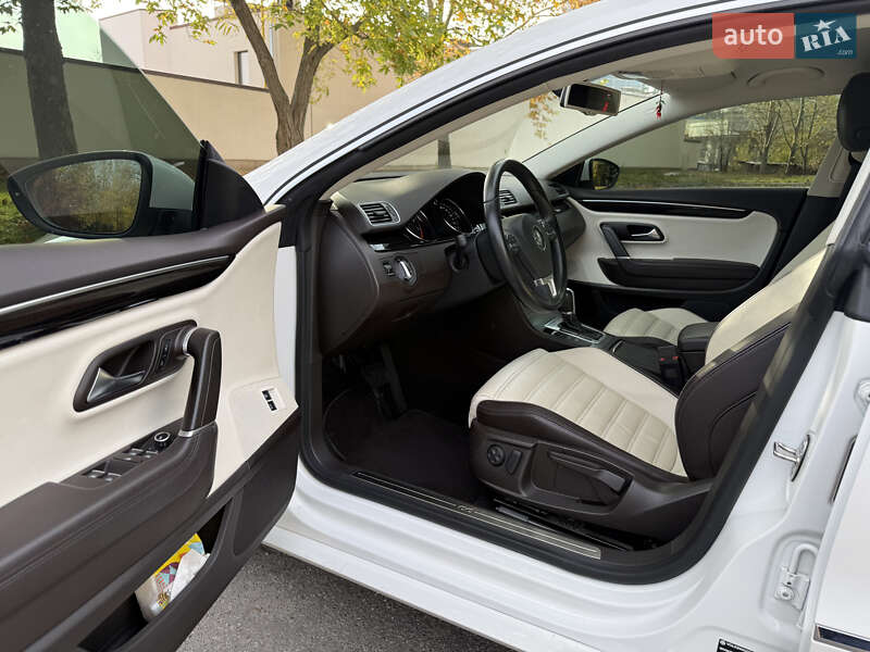 Купе Volkswagen CC / Passat CC 2012 в Днепре