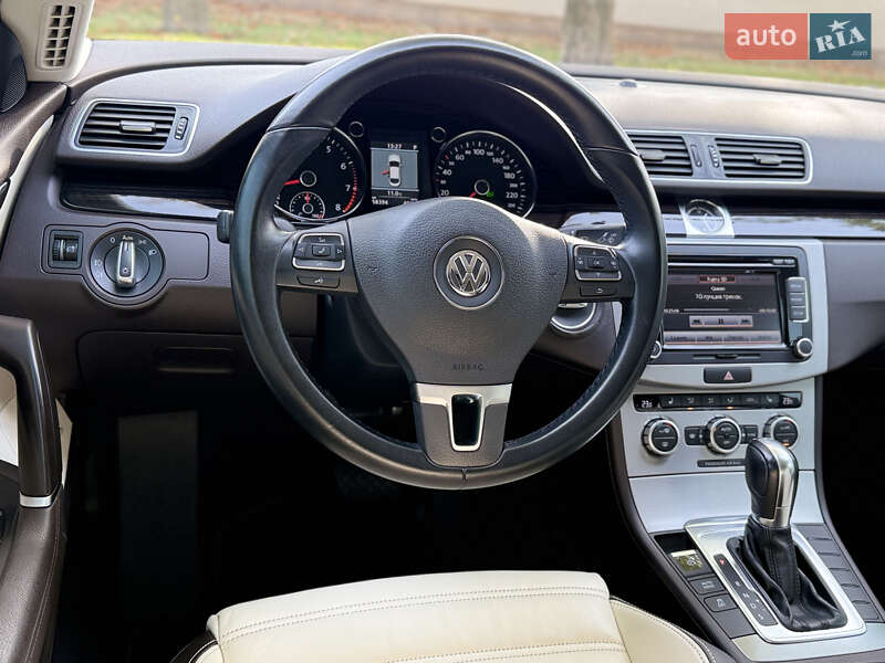 Купе Volkswagen CC / Passat CC 2012 в Днепре