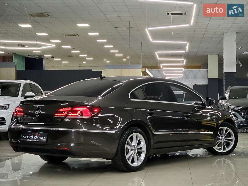 Универсал Volkswagen CC / Passat CC 2016 в Николаеве