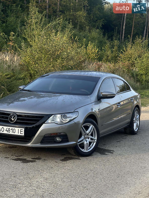 Купе Volkswagen CC / Passat CC 2010 в Івано-Франківську