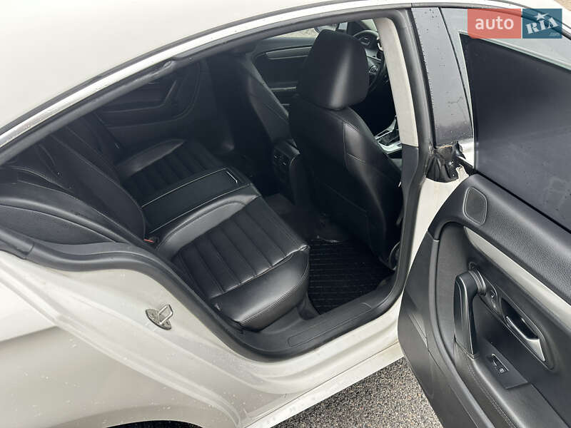 Купе Volkswagen CC / Passat CC 2010 в Днепре