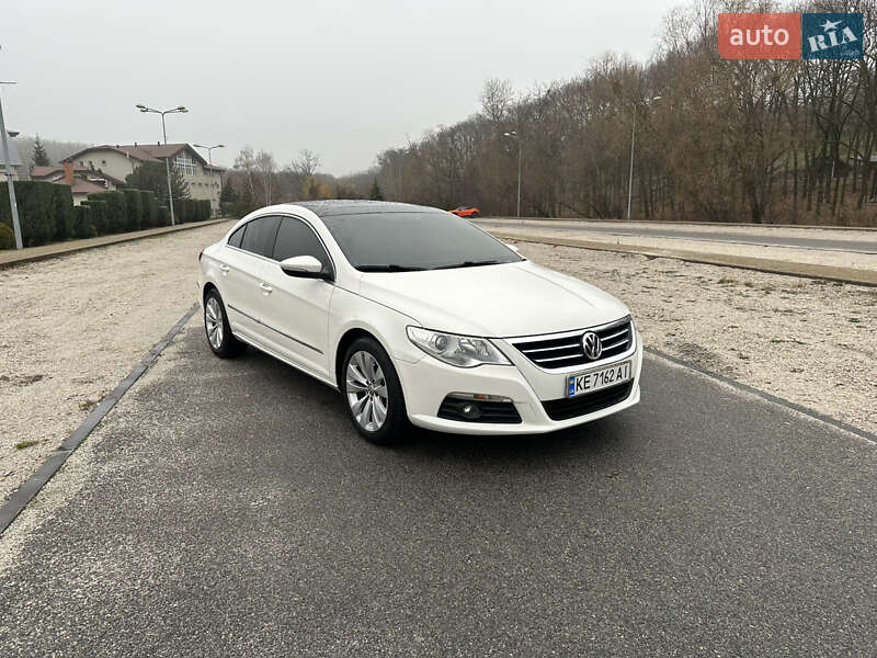 Купе Volkswagen CC / Passat CC 2010 в Днепре