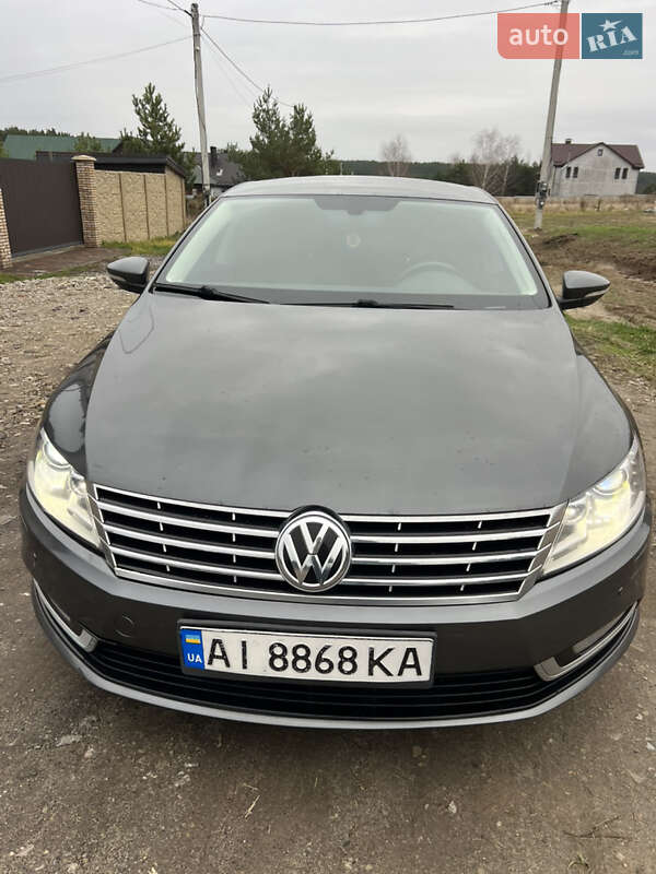 Купе Volkswagen CC / Passat CC 2016 в Киеве
