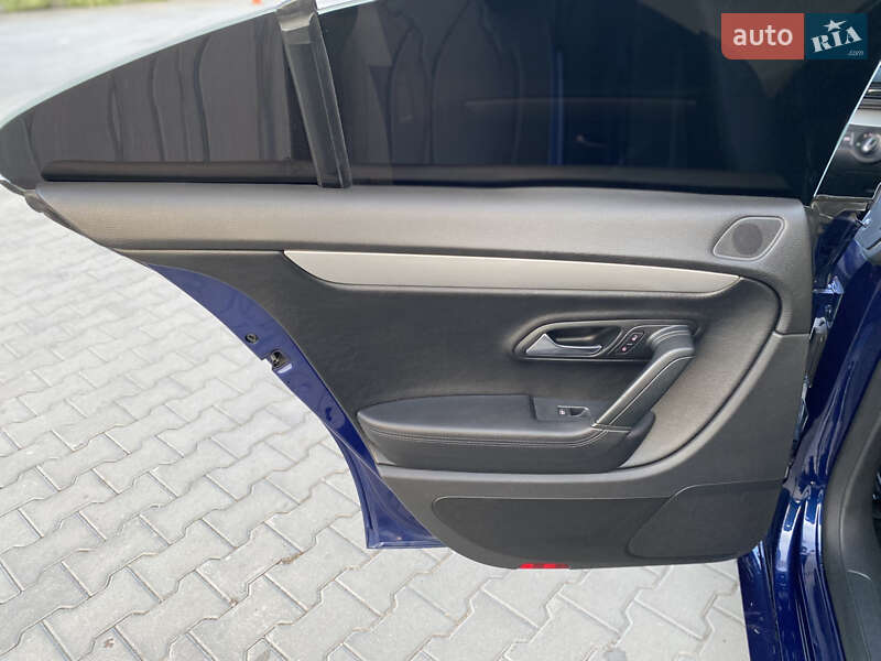 Купе Volkswagen CC / Passat CC 2010 в Хмельницькому