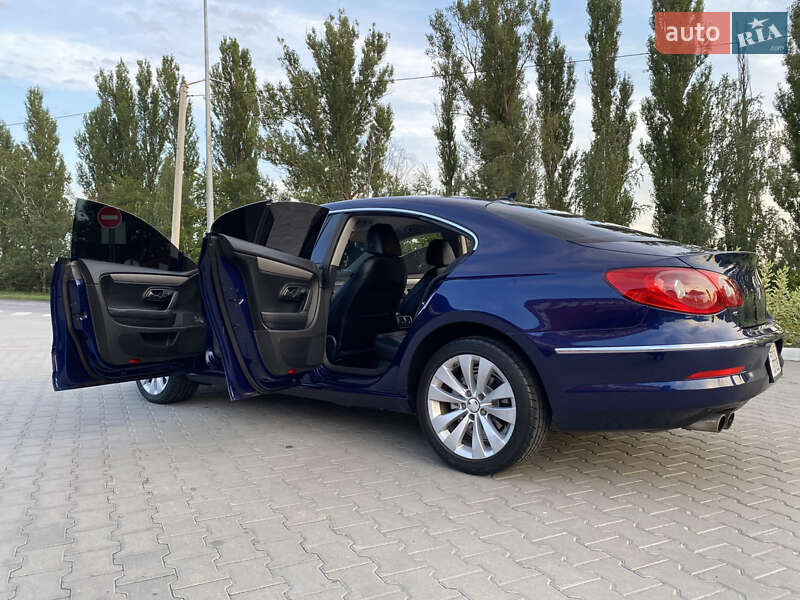 Купе Volkswagen CC / Passat CC 2010 в Хмельницькому
