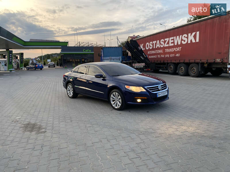 Купе Volkswagen CC / Passat CC 2010 в Хмельницькому