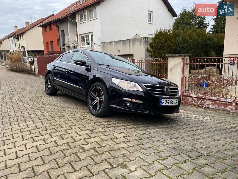 Купе Volkswagen CC / Passat CC 2010 в Тячеві