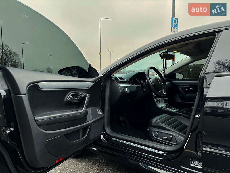 Купе Volkswagen CC / Passat CC 2014 в Вінниці