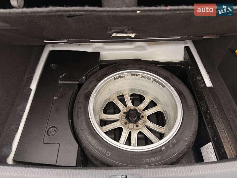 Купе Volkswagen CC / Passat CC 2010 в Киеве