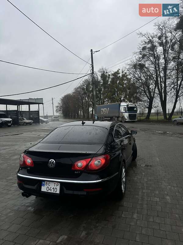 Купе Volkswagen CC / Passat CC 2011 в Львове