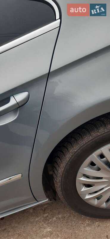 Купе Volkswagen CC / Passat CC 2010 в Чернігові