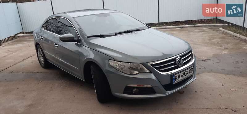 Купе Volkswagen CC / Passat CC 2010 в Чернігові
