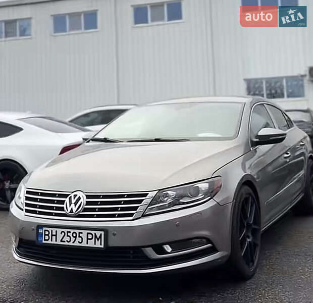 Купе Volkswagen CC / Passat CC 2012 в Ізмаїлі