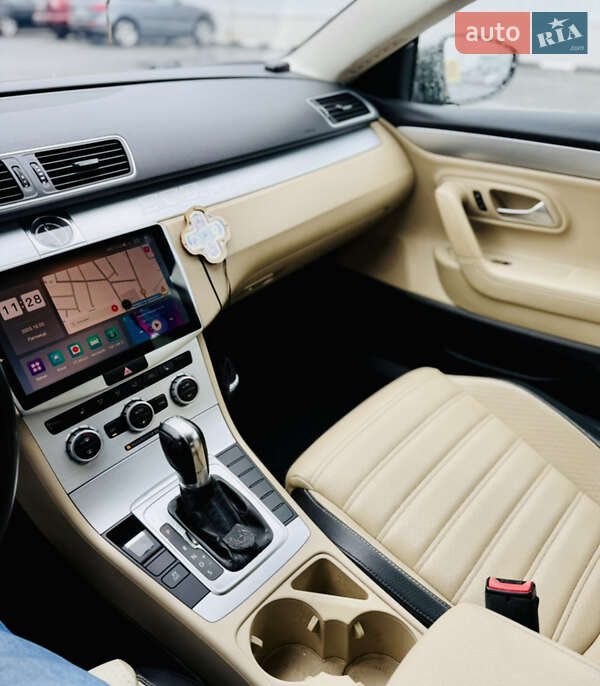 Купе Volkswagen CC / Passat CC 2012 в Ізмаїлі