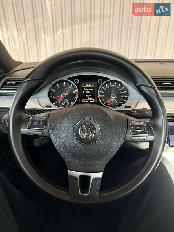 Купе Volkswagen CC / Passat CC 2012 в Каменском