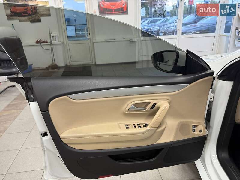 Купе Volkswagen CC / Passat CC 2015 в Киеве фото 15 Купе Volkswagen CC / Passat CC 2015 в Киеве