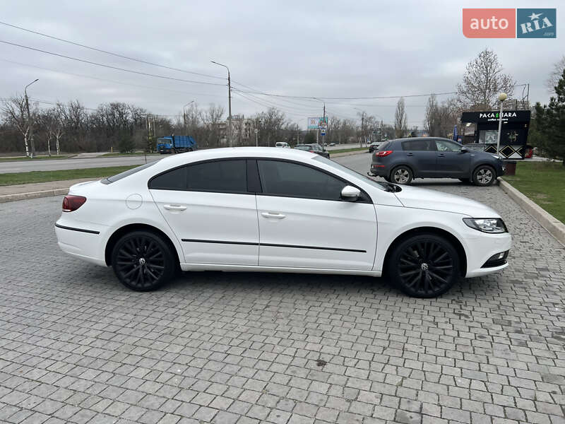Купе Volkswagen CC / Passat CC 2014 в Запоріжжі