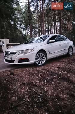 Купе Volkswagen CC / Passat CC 2010 в Києві