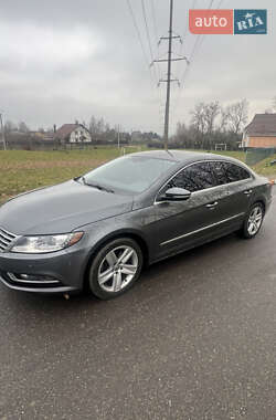 Купе Volkswagen CC / Passat CC 2016 в Киеве