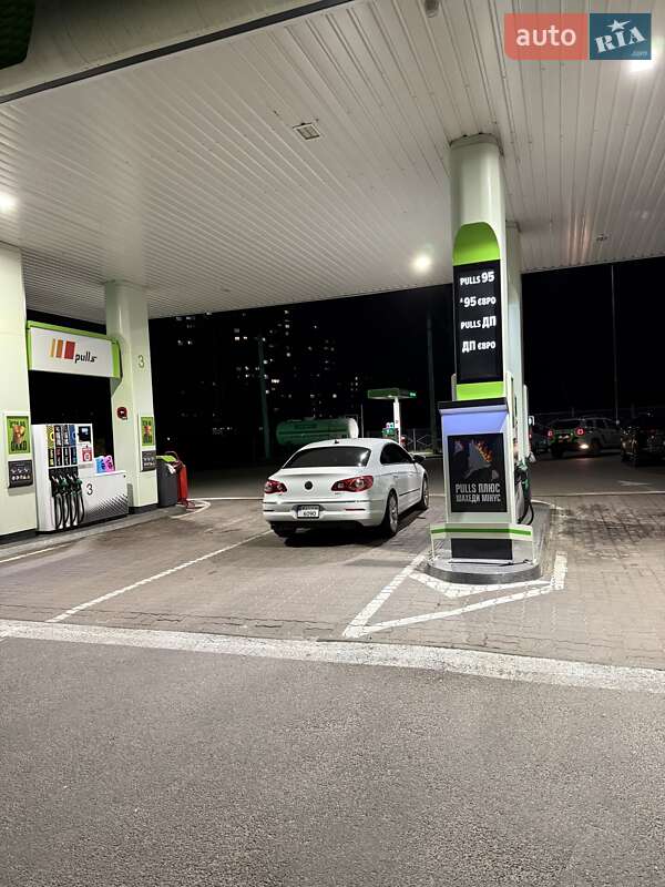 Купе Volkswagen CC / Passat CC 2011 в Славутиче