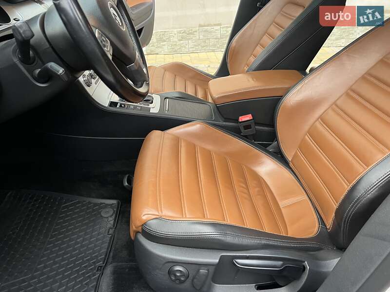 Купе Volkswagen CC / Passat CC 2012 в Хмельницком