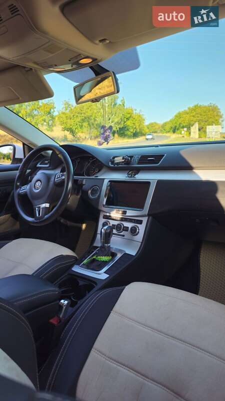 Купе Volkswagen CC / Passat CC 2012 в Ямполе фото 19 Купе Volkswagen CC / Passat CC 2012 в Ямполе
