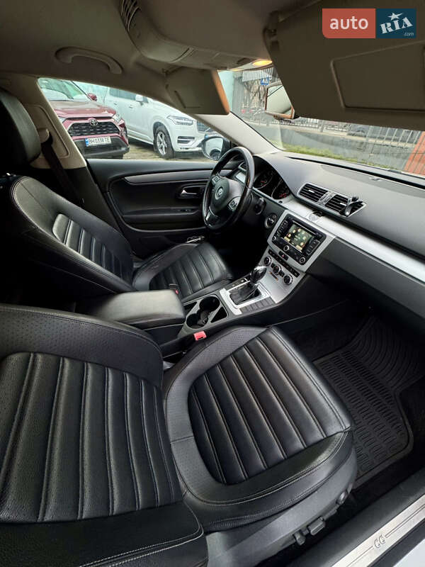 Купе Volkswagen CC / Passat CC 2012 в Одессе