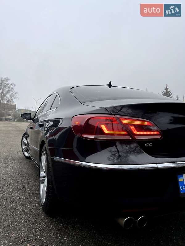 Купе Volkswagen CC / Passat CC 2012 в Валках