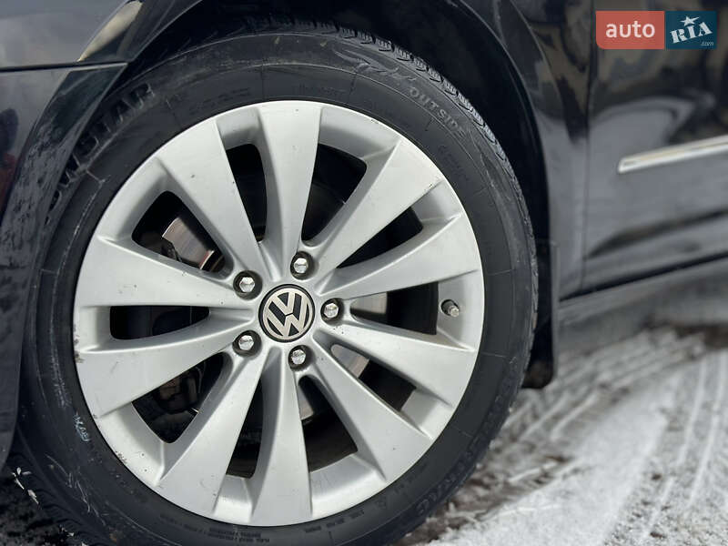 Седан Volkswagen CC / Passat CC 2009 в Луцьку