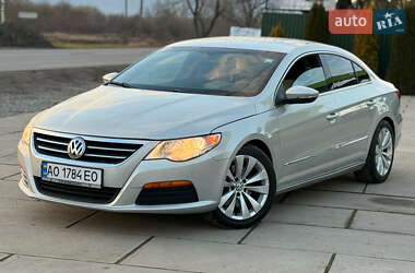 Купе Volkswagen CC / Passat CC 2011 в Хусті