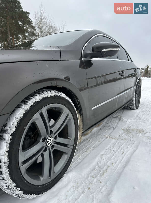 Купе Volkswagen CC / Passat CC 2012 в Чернигове