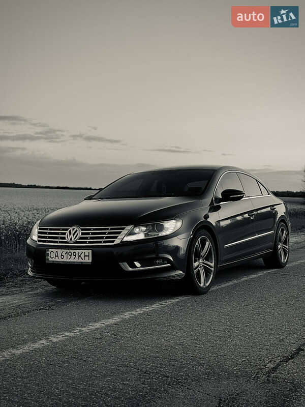 Купе Volkswagen CC / Passat CC 2012 в Чернигове