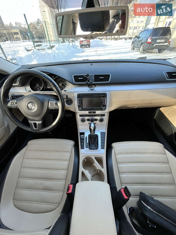 Купе Volkswagen CC / Passat CC 2013 в Кременчуге