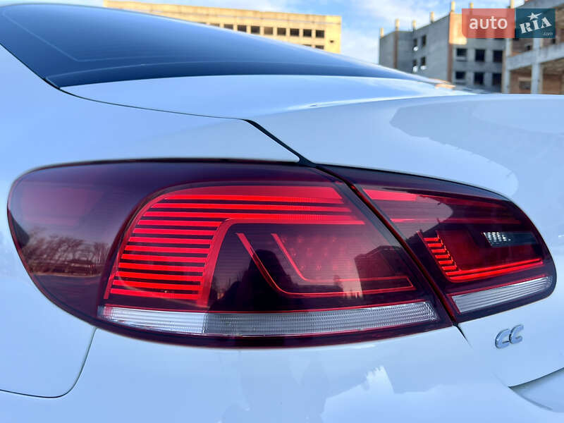 Купе Volkswagen CC / Passat CC 2012 в Тернополі