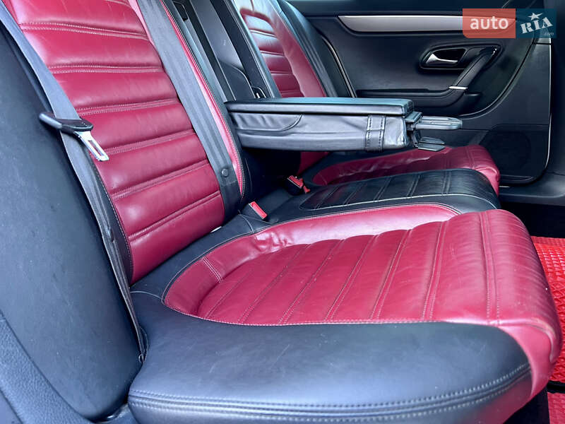 Купе Volkswagen CC / Passat CC 2012 в Тернополі