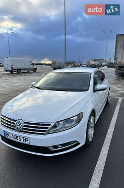 Купе Volkswagen CC / Passat CC 2015 в Львове