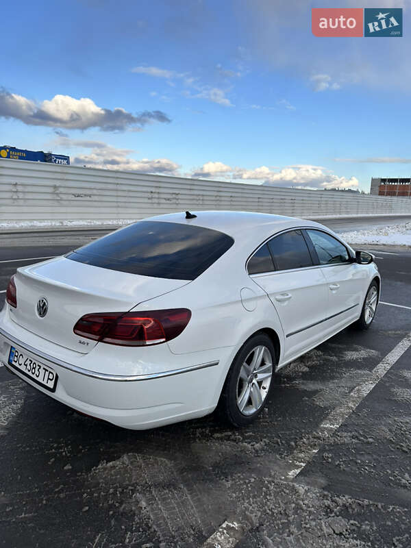 Купе Volkswagen CC / Passat CC 2015 в Львове