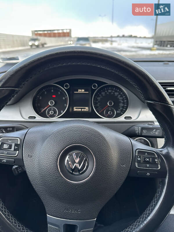 Купе Volkswagen CC / Passat CC 2015 в Львове
