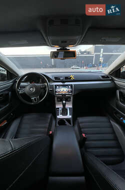 Купе Volkswagen CC / Passat CC 2010 в Києві