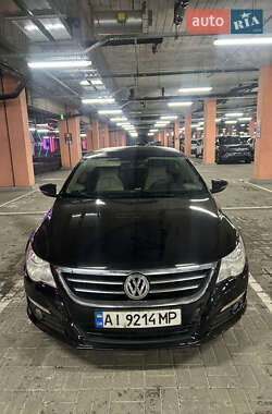 Купе Volkswagen CC / Passat CC 2011 в Києві