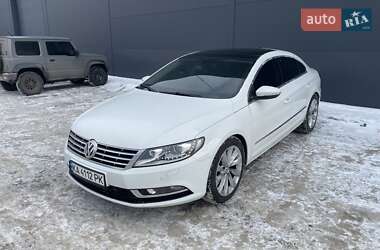 Купе Volkswagen CC / Passat CC 2015 в Киеве