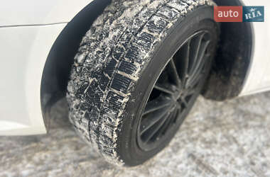 Купе Volkswagen CC / Passat CC 2009 в Киеве