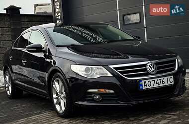 Купе Volkswagen CC / Passat CC 2010 в Ужгороді