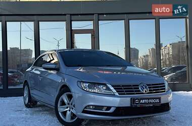 Купе Volkswagen CC / Passat CC 2014 в Киеве