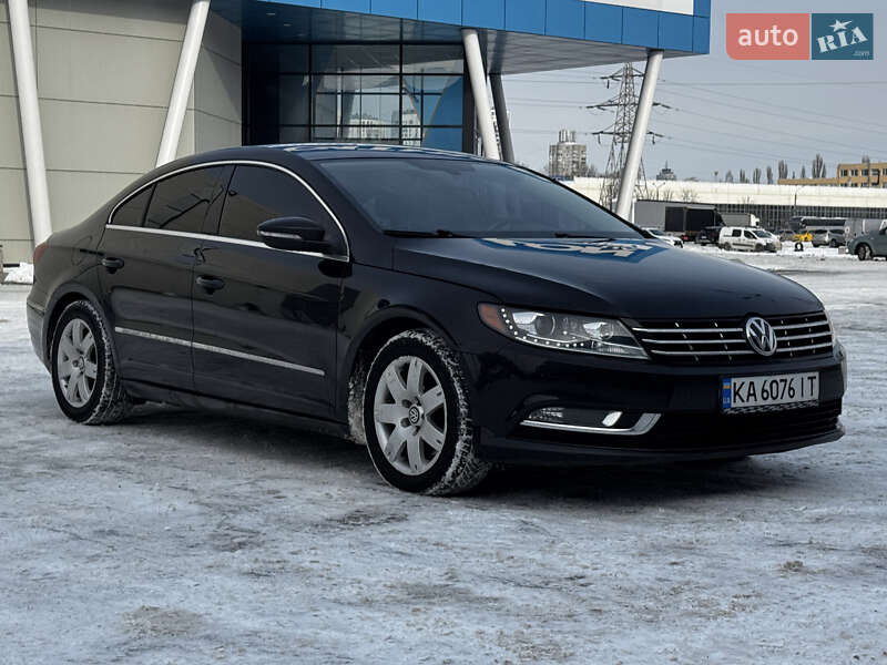 Купе Volkswagen CC / Passat CC 2012 в Киеве