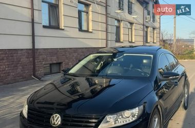 Купе Volkswagen CC / Passat CC 2012 в Золочеве