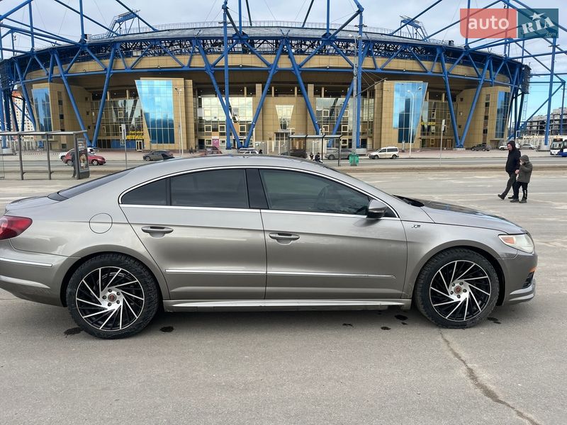 Volkswagen CC / Passat CC 2011