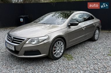Купе Volkswagen CC / Passat CC 2011 в Львові